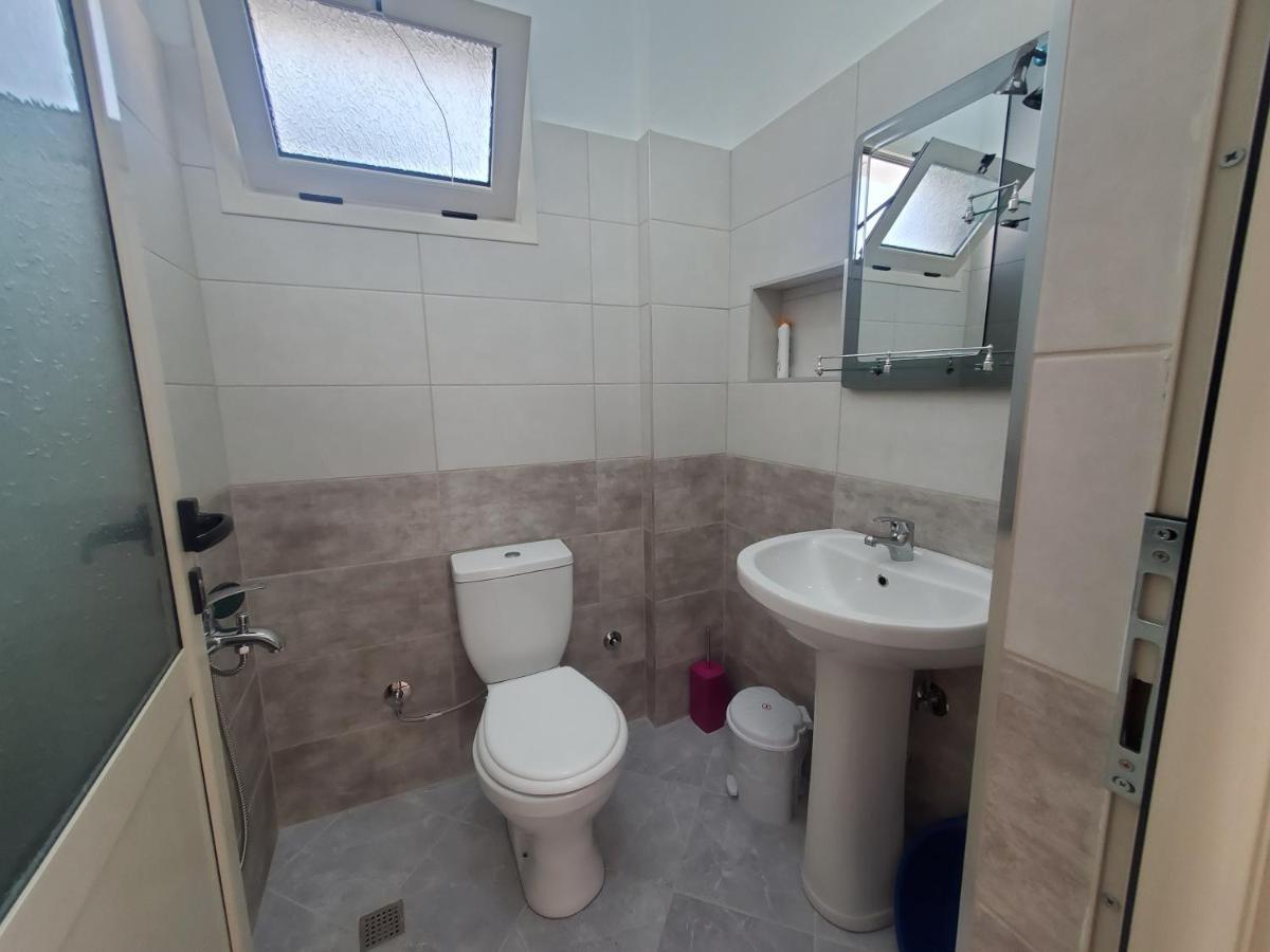 Guest House Vlorë Eksteriør billede