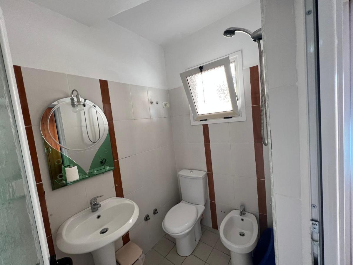 Guest House Vlorë Eksteriør billede
